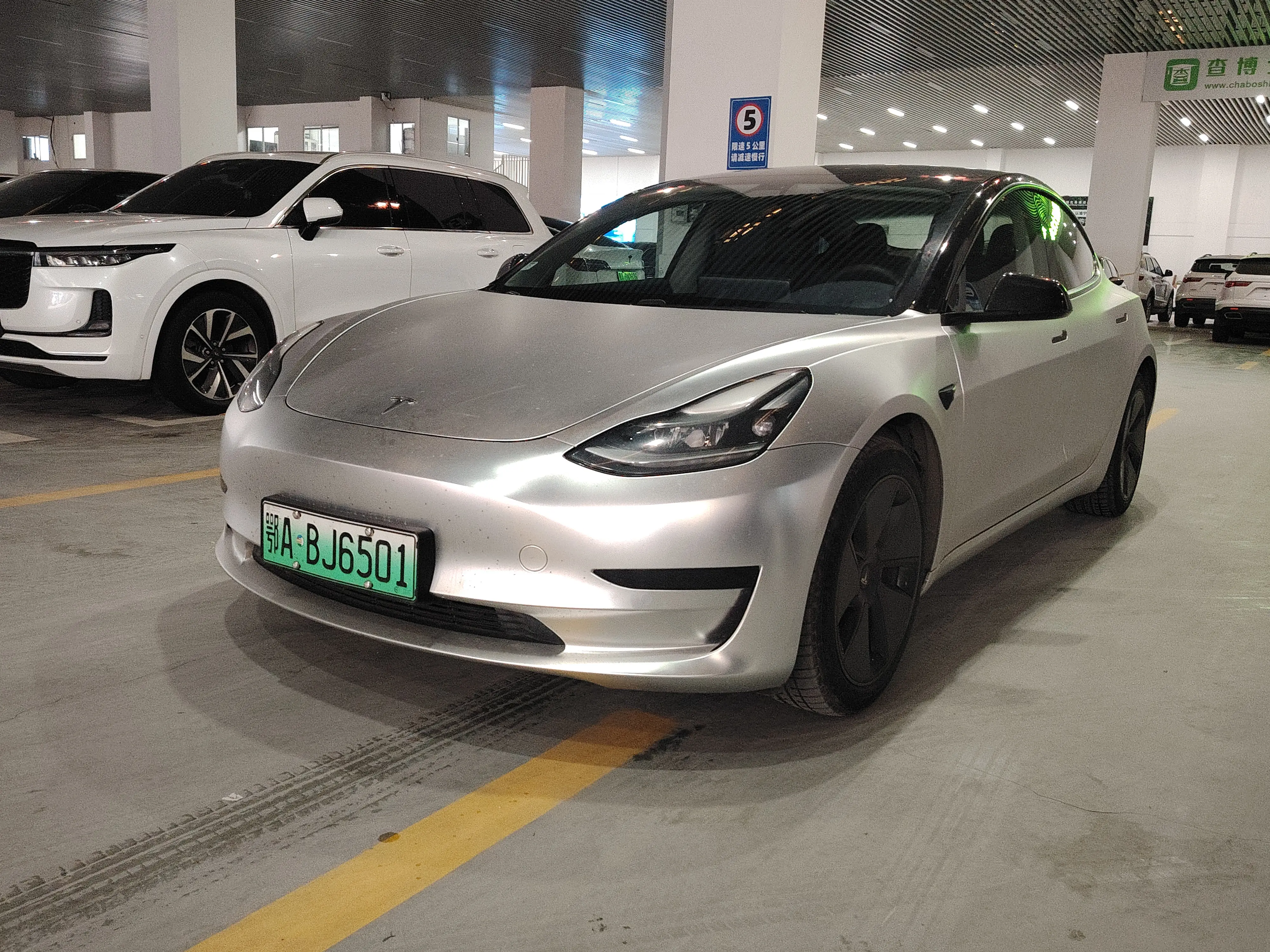 Tesla Model 3  из Китая