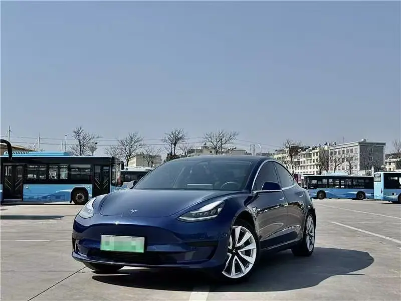 Tesla Model 3  из Китая