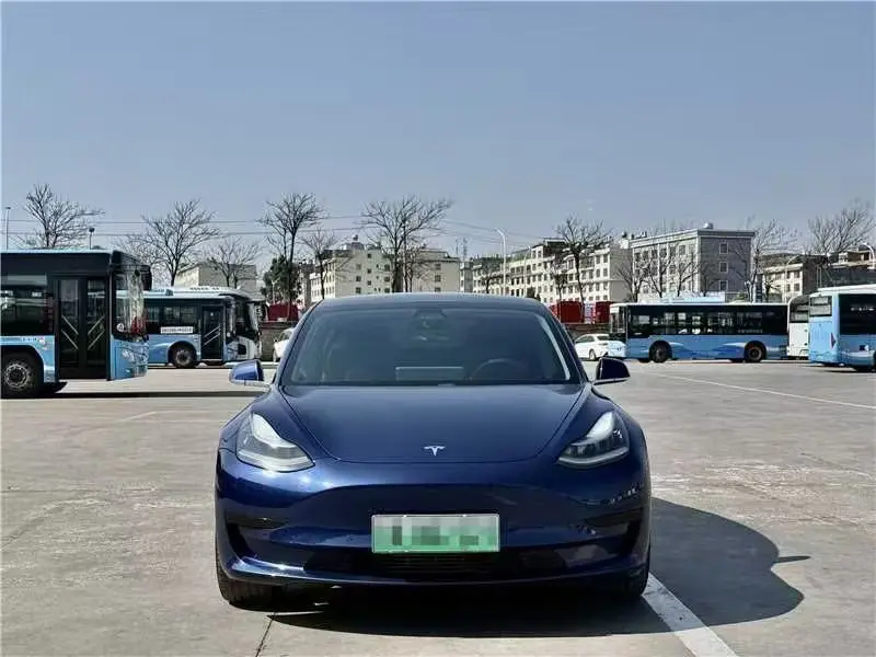 Tesla Model 3  из Китая
