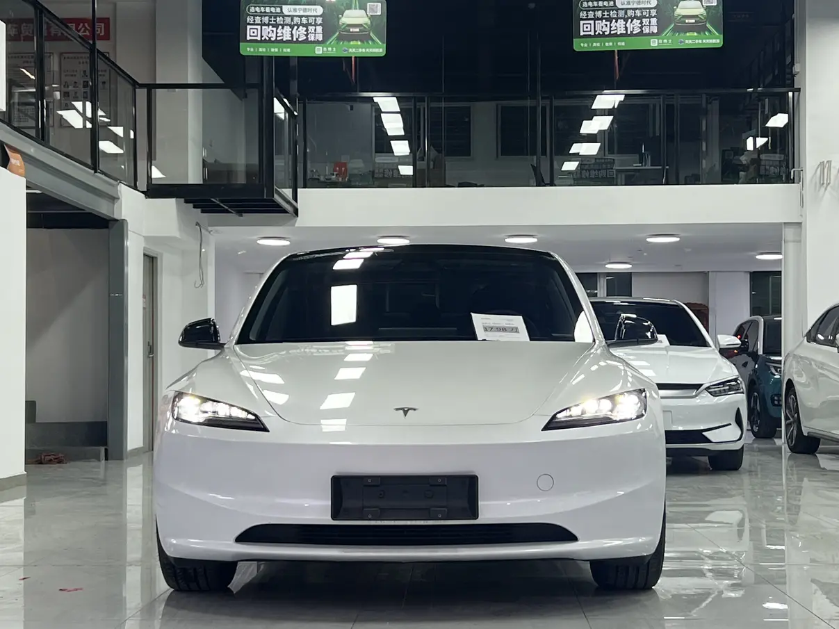 Tesla Model 3  из Китая