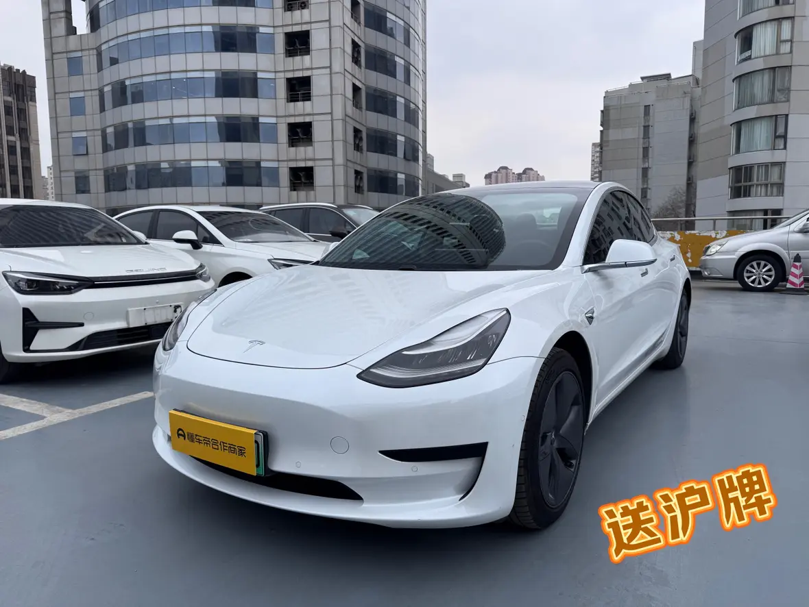 Tesla Model 3  из Китая