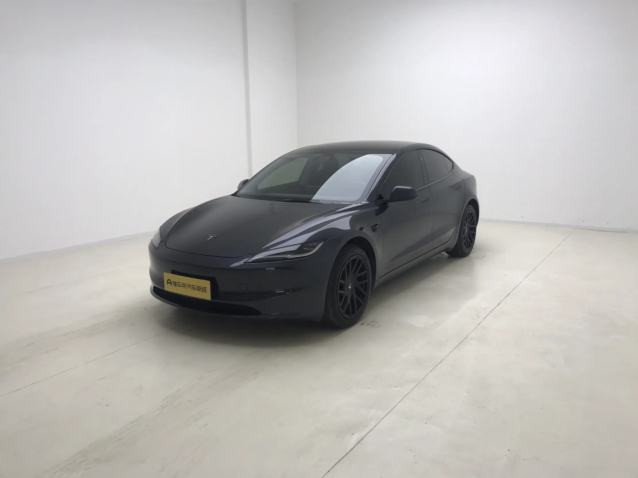 Tesla Model 3  из Китая