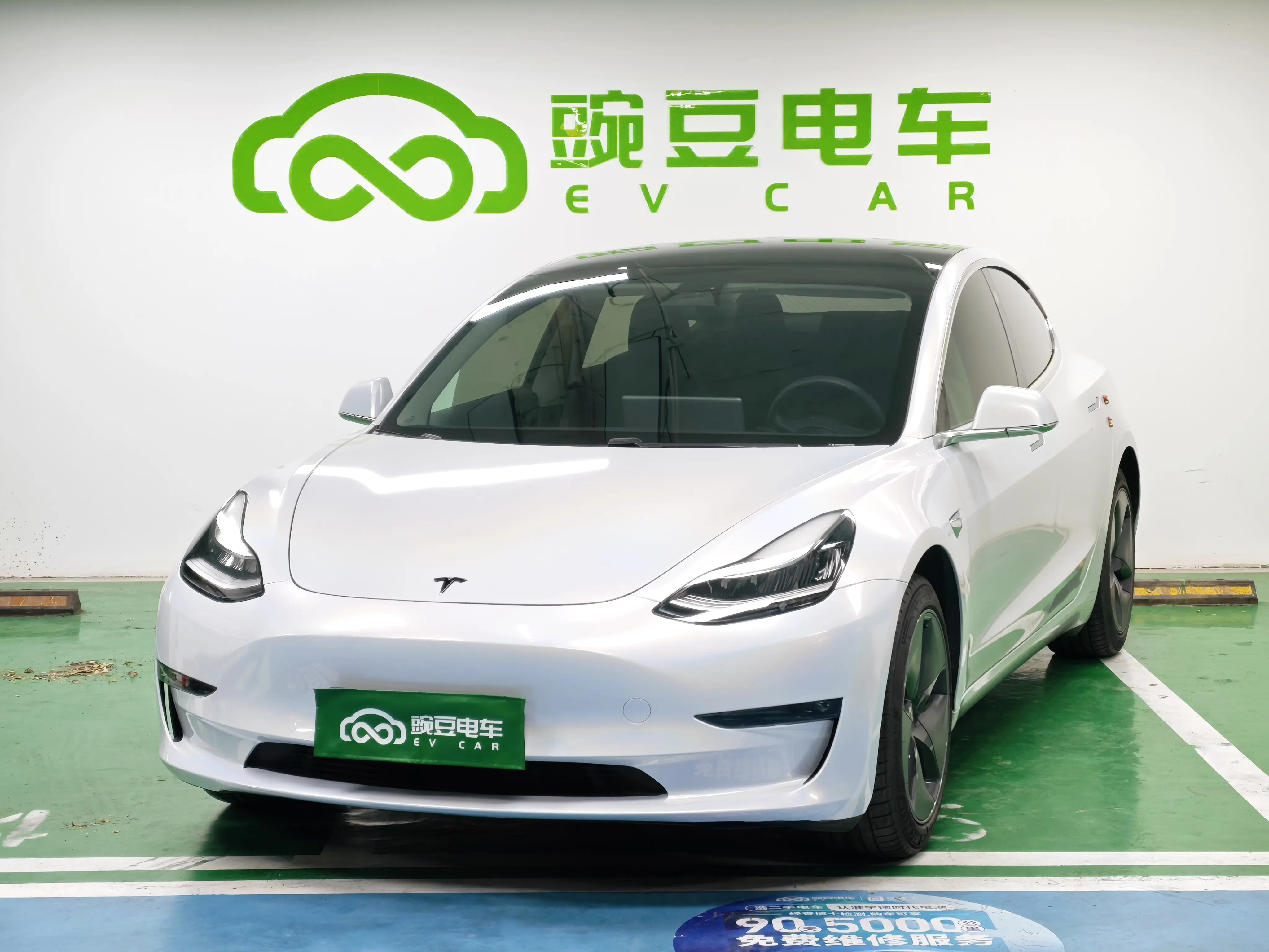 Tesla Model 3  из Китая