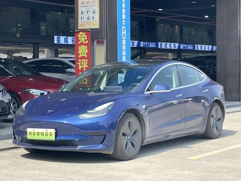 Tesla Model 3  из Китая