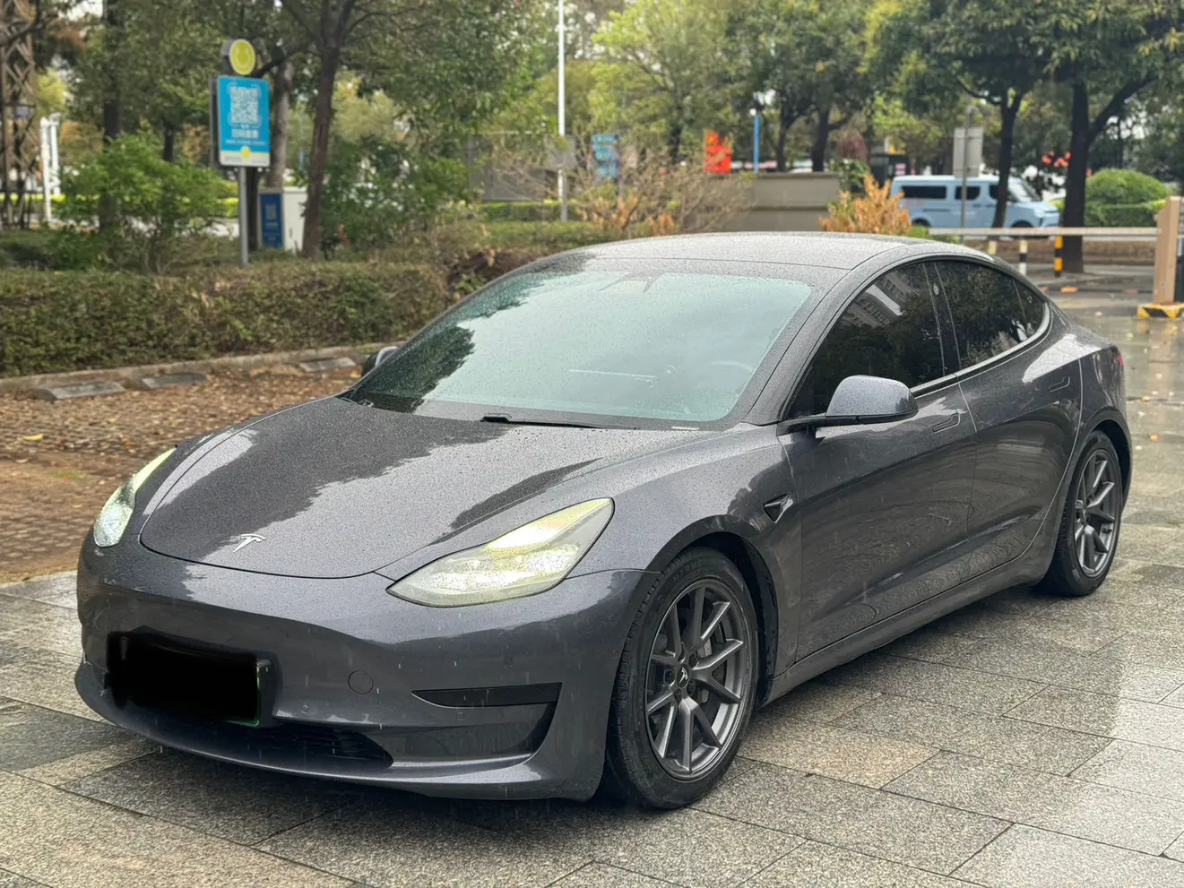 Tesla Model 3  из Китая