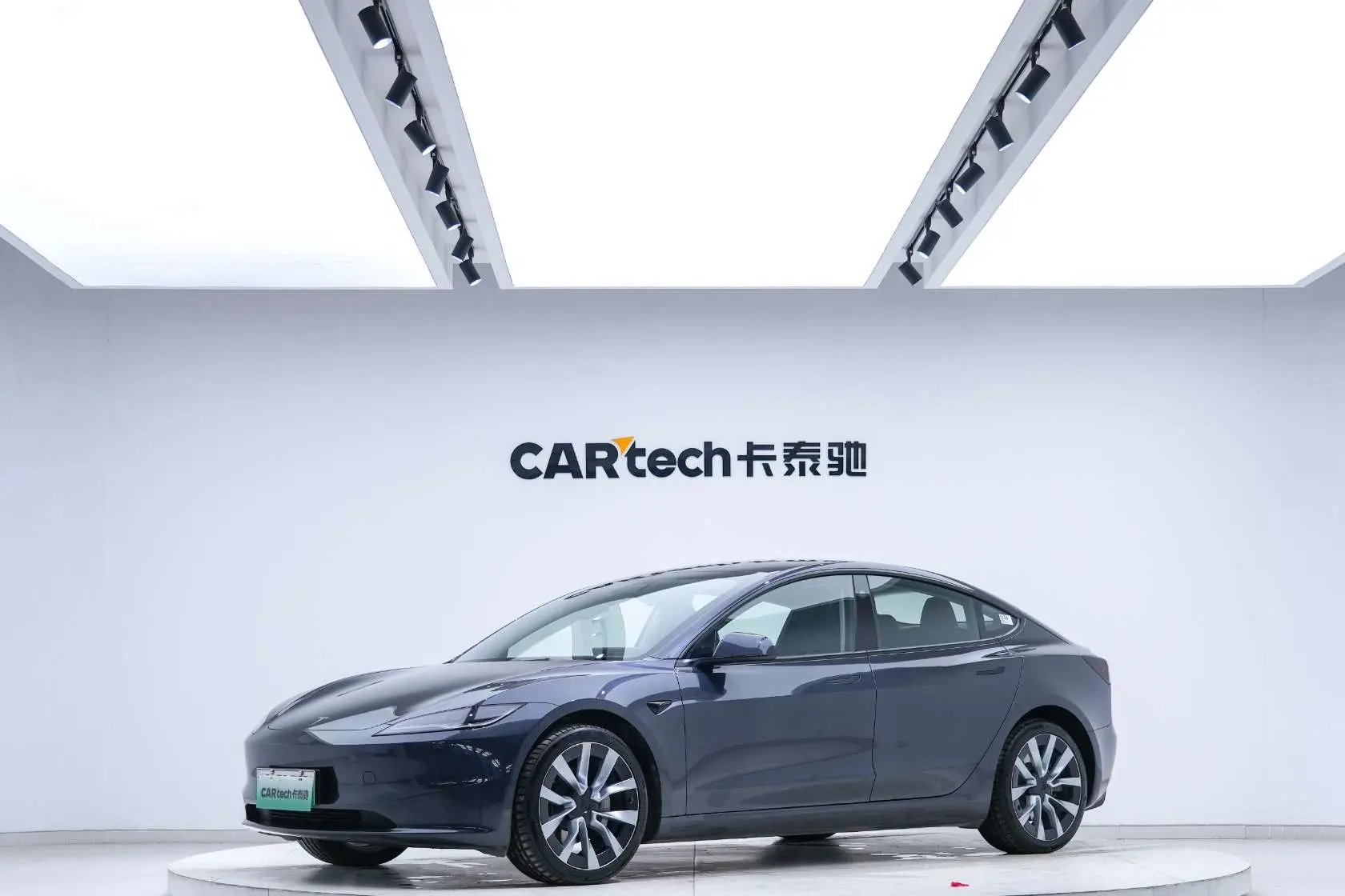 Tesla Model 3  из Китая