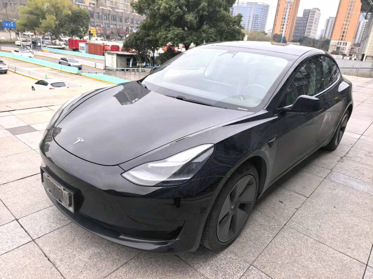Tesla Model 3  из Китая