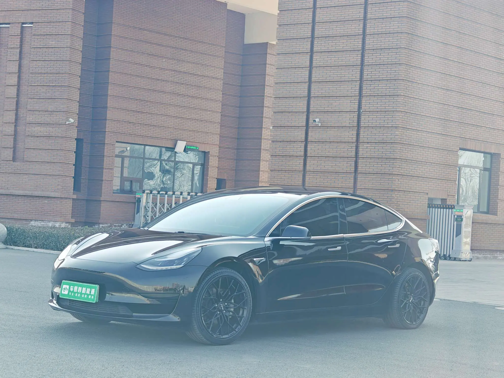 Tesla Model 3  из Китая