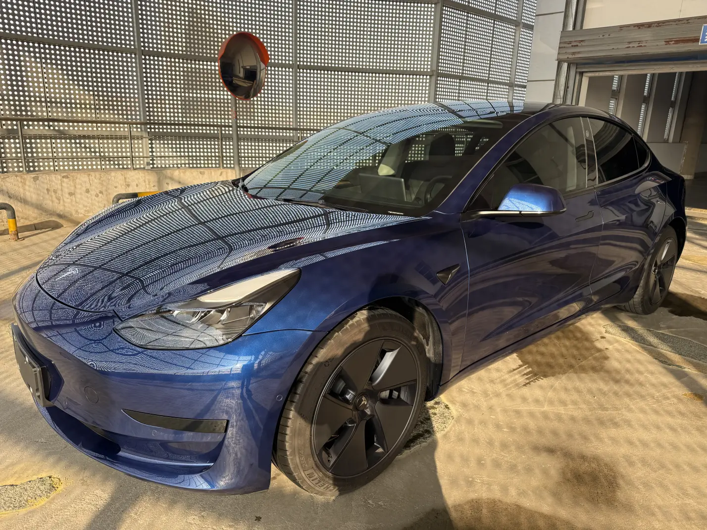 Tesla Model 3  из Китая