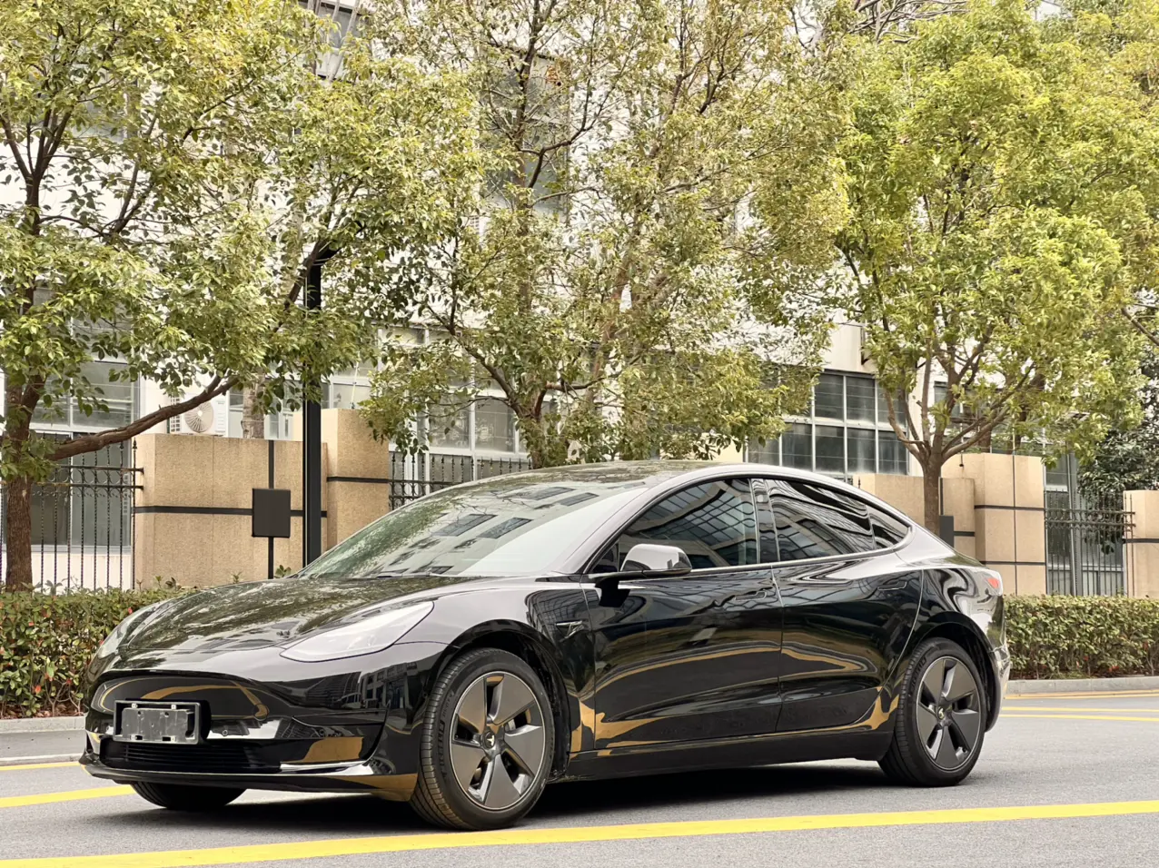 Tesla Model 3  из Китая