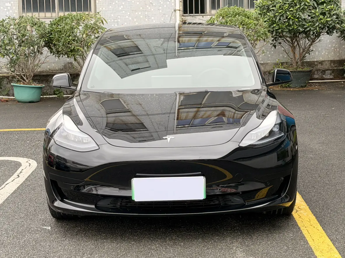 Tesla Model 3  из Китая