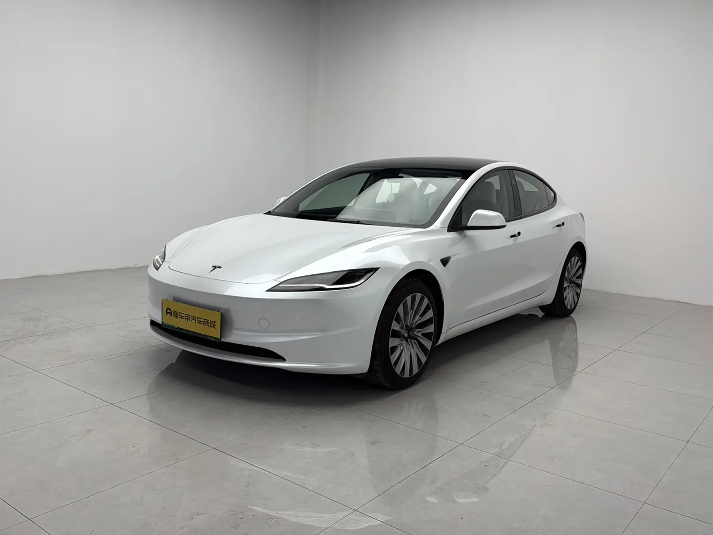 Tesla Model 3  из Китая