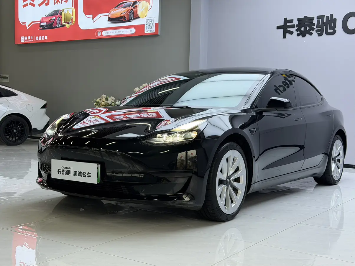 Tesla Model 3  из Китая