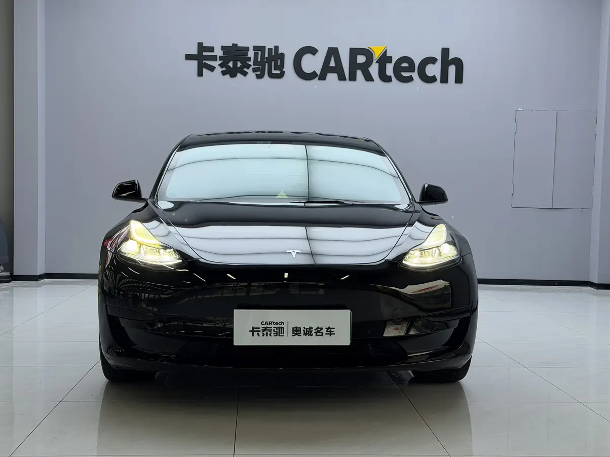 Tesla Model 3  из Китая