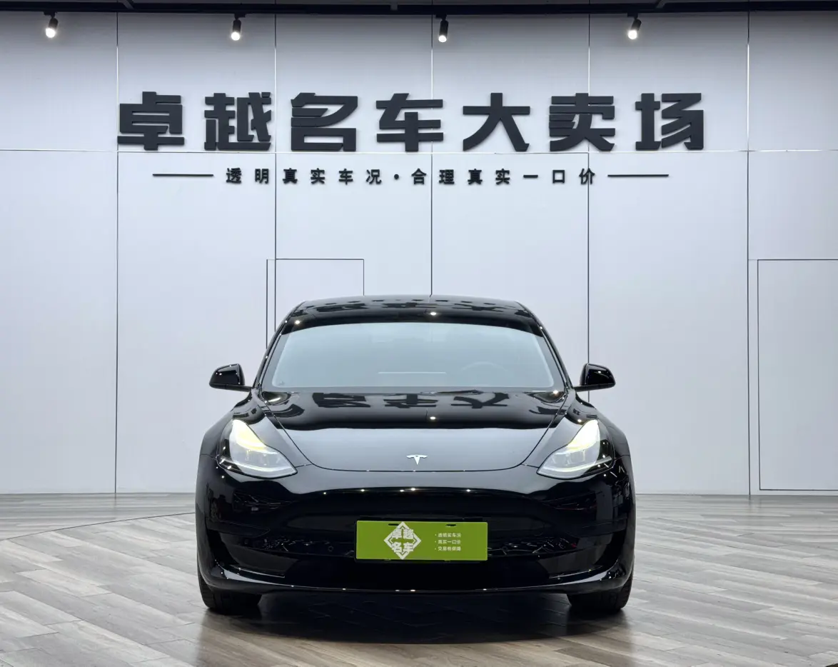 Tesla Model 3  из Китая