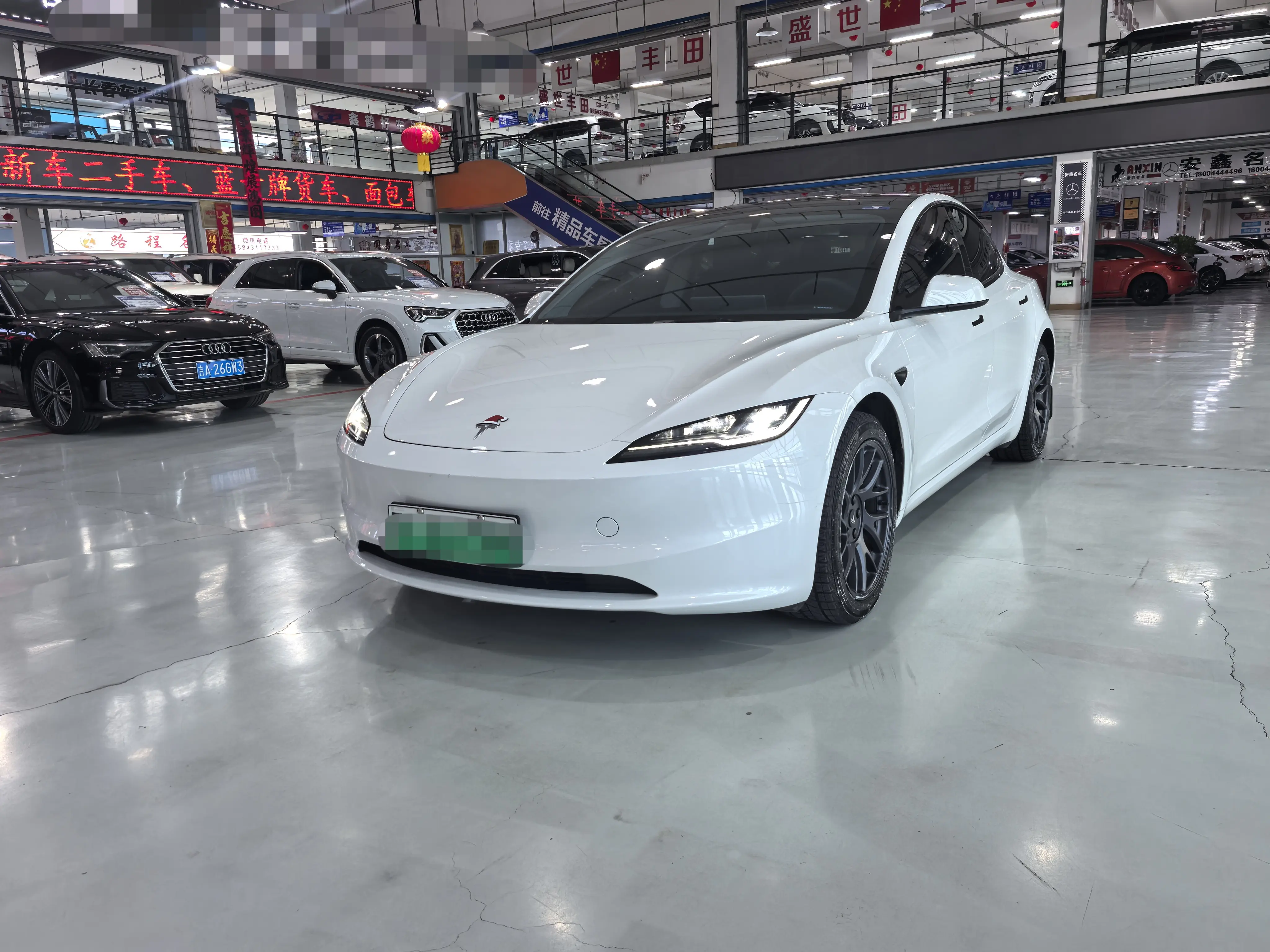 Tesla Model 3  из Китая