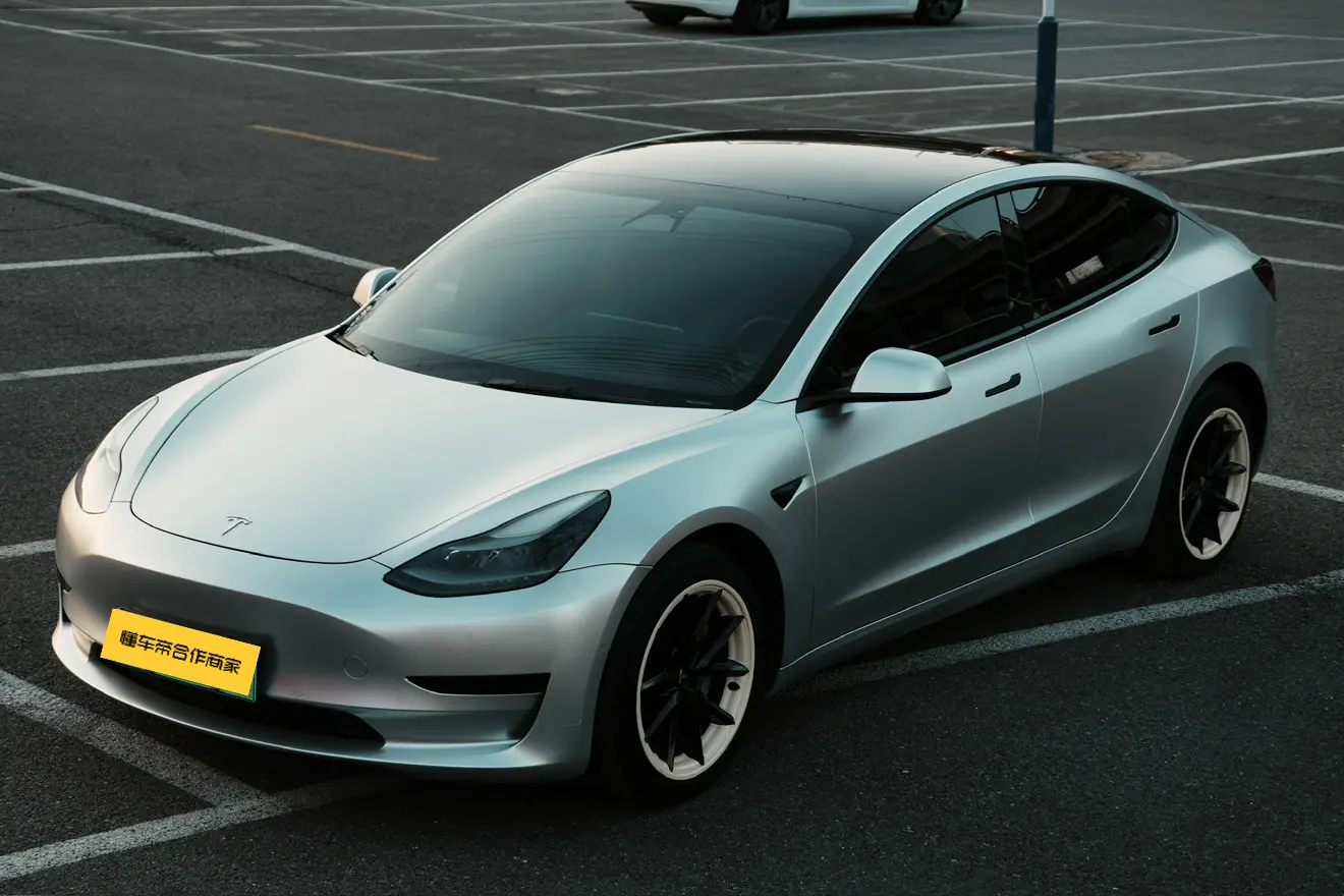 Tesla Model 3  из Китая