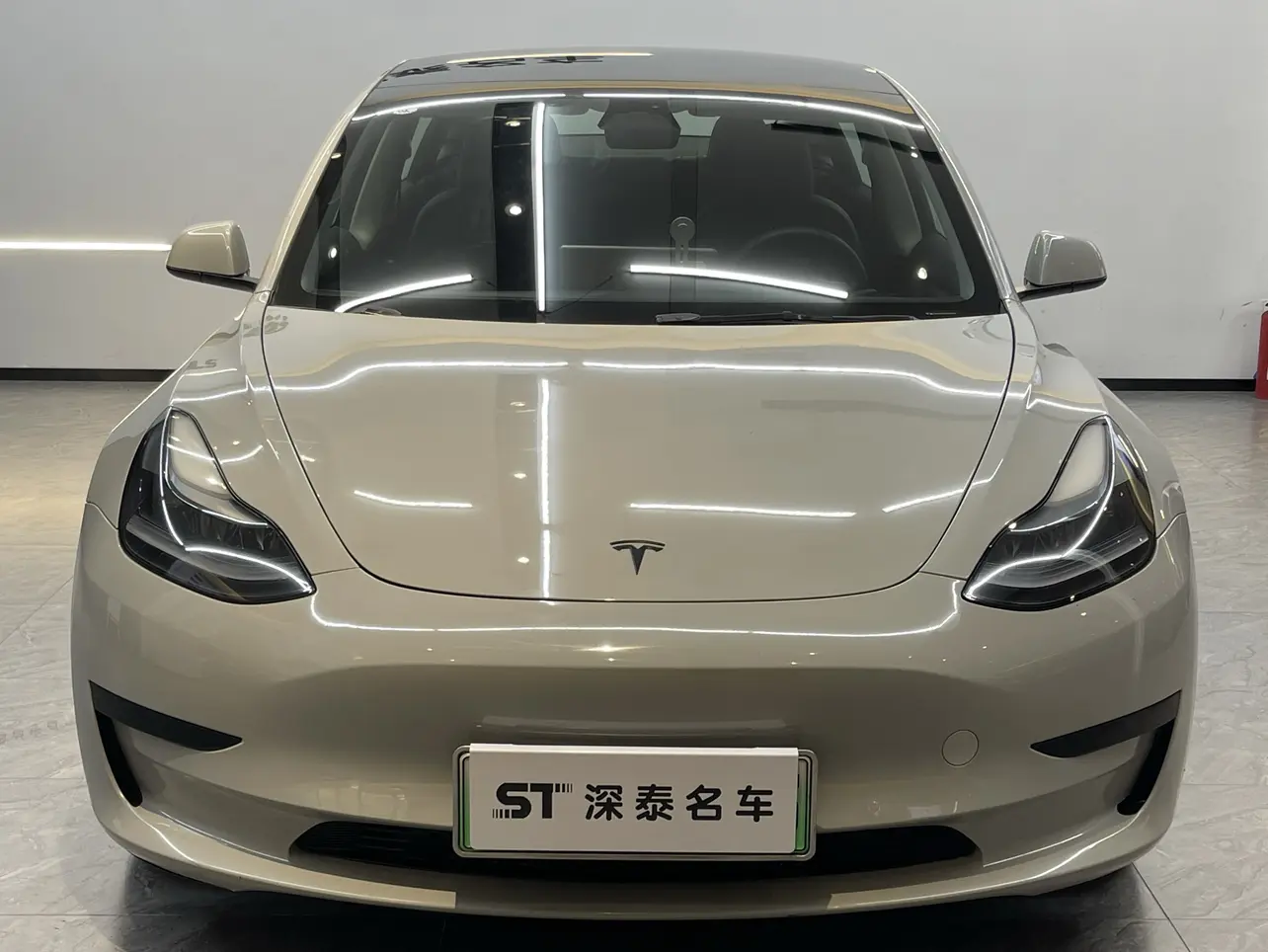 Tesla Model 3  из Китая