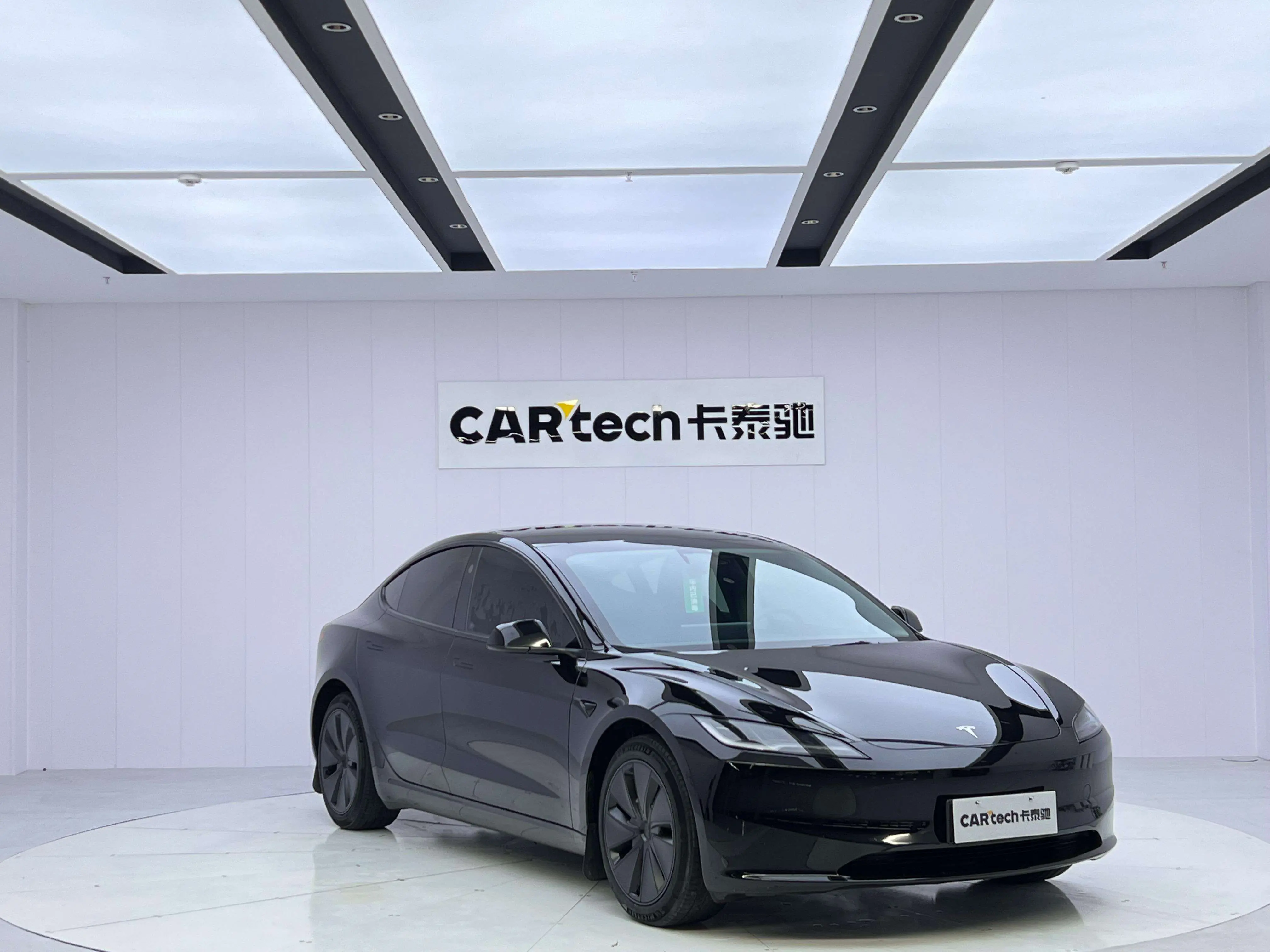 Tesla Model 3  из Китая