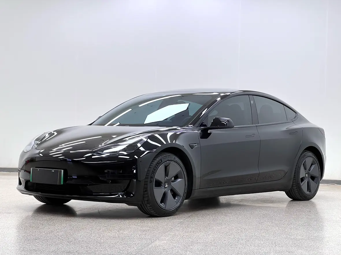 Tesla Model 3  из Китая