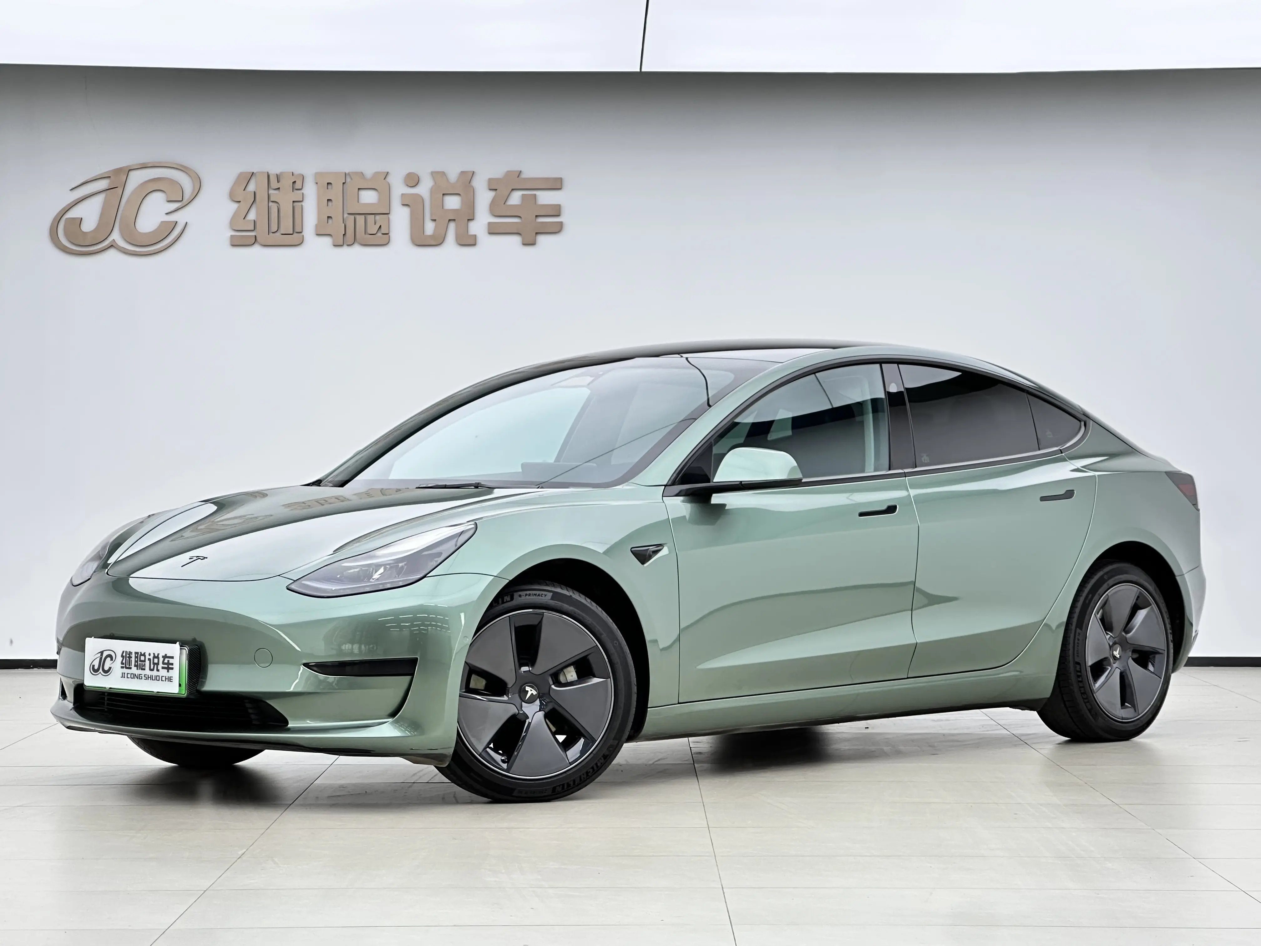 Tesla Model 3  из Китая