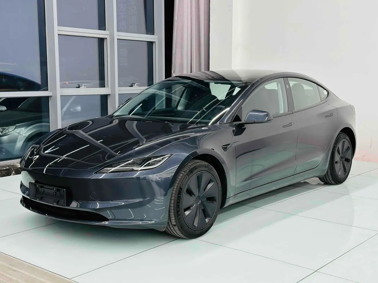 Tesla Model 3  из Китая