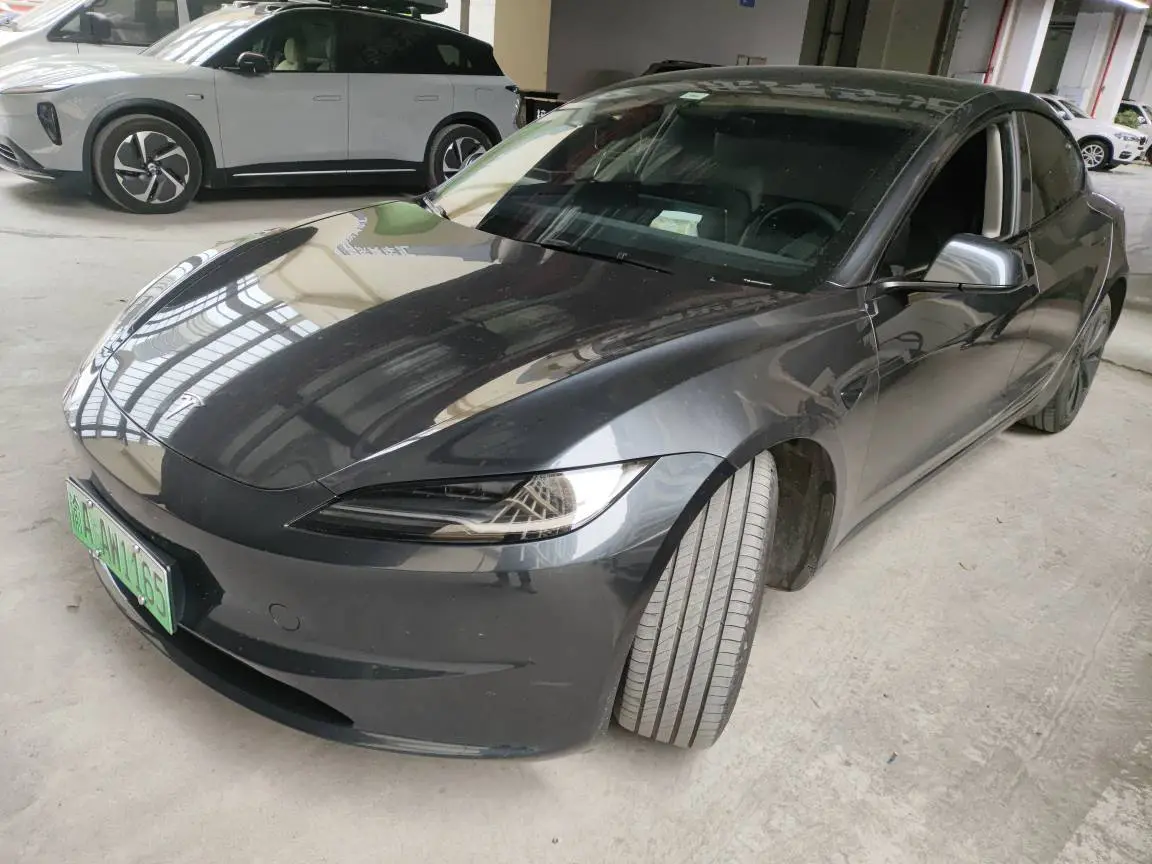 Tesla Model 3  из Китая