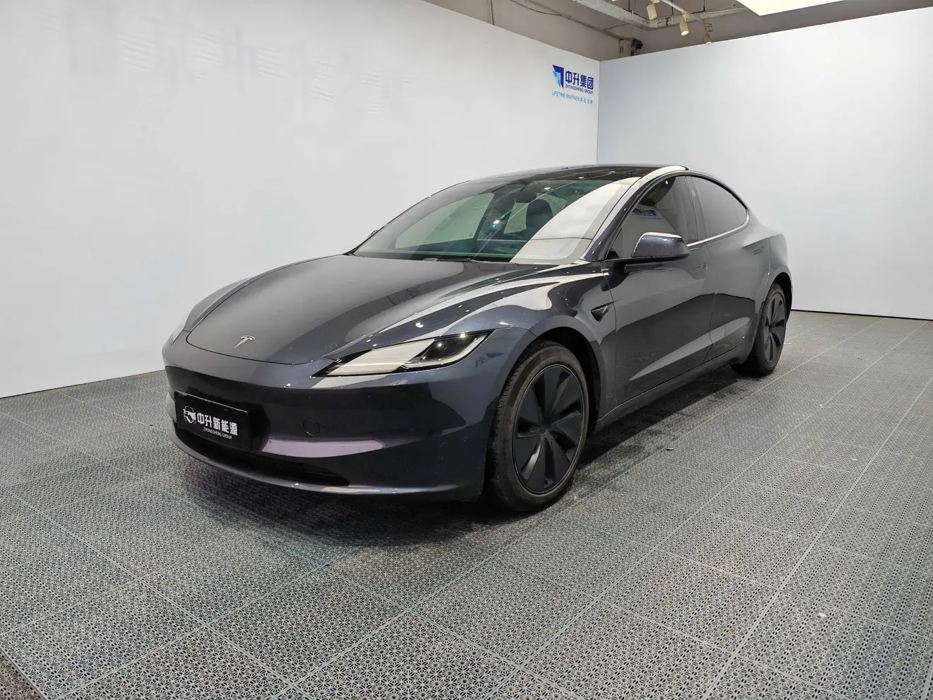 Tesla Model 3  из Китая