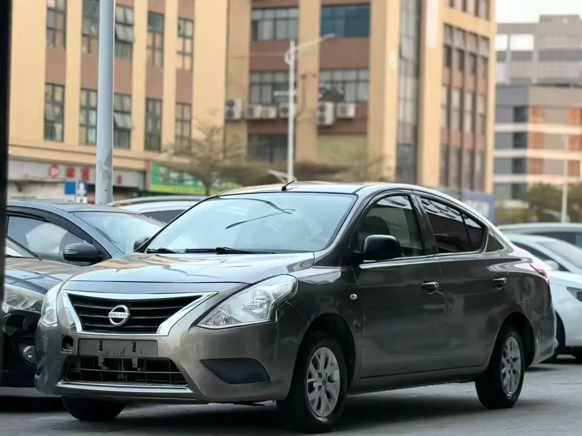 Nissan Sunlight