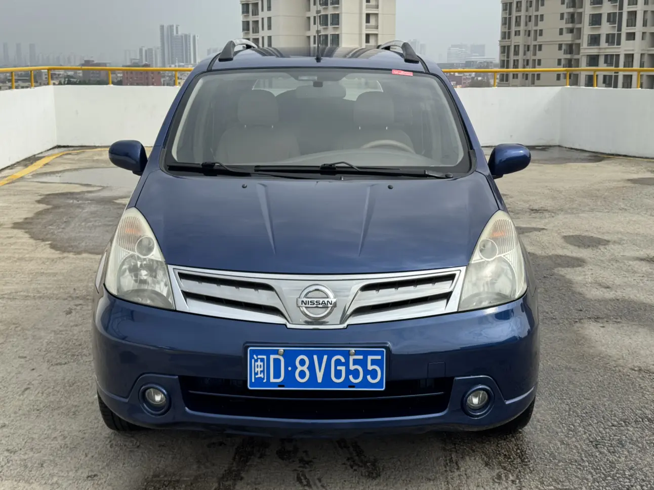 Nissan Li Wei  из Китая