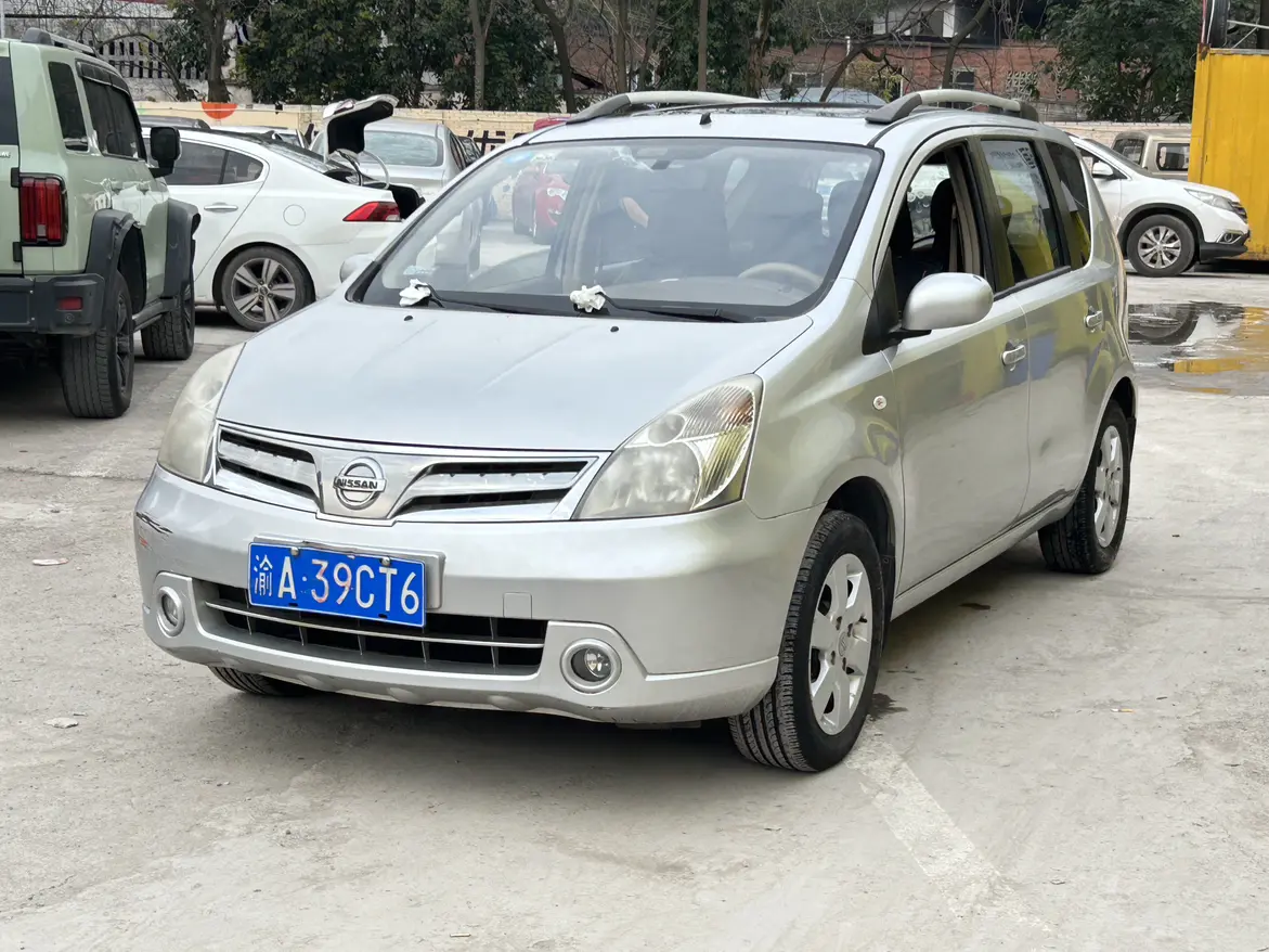 Nissan Li Wei  из Китая