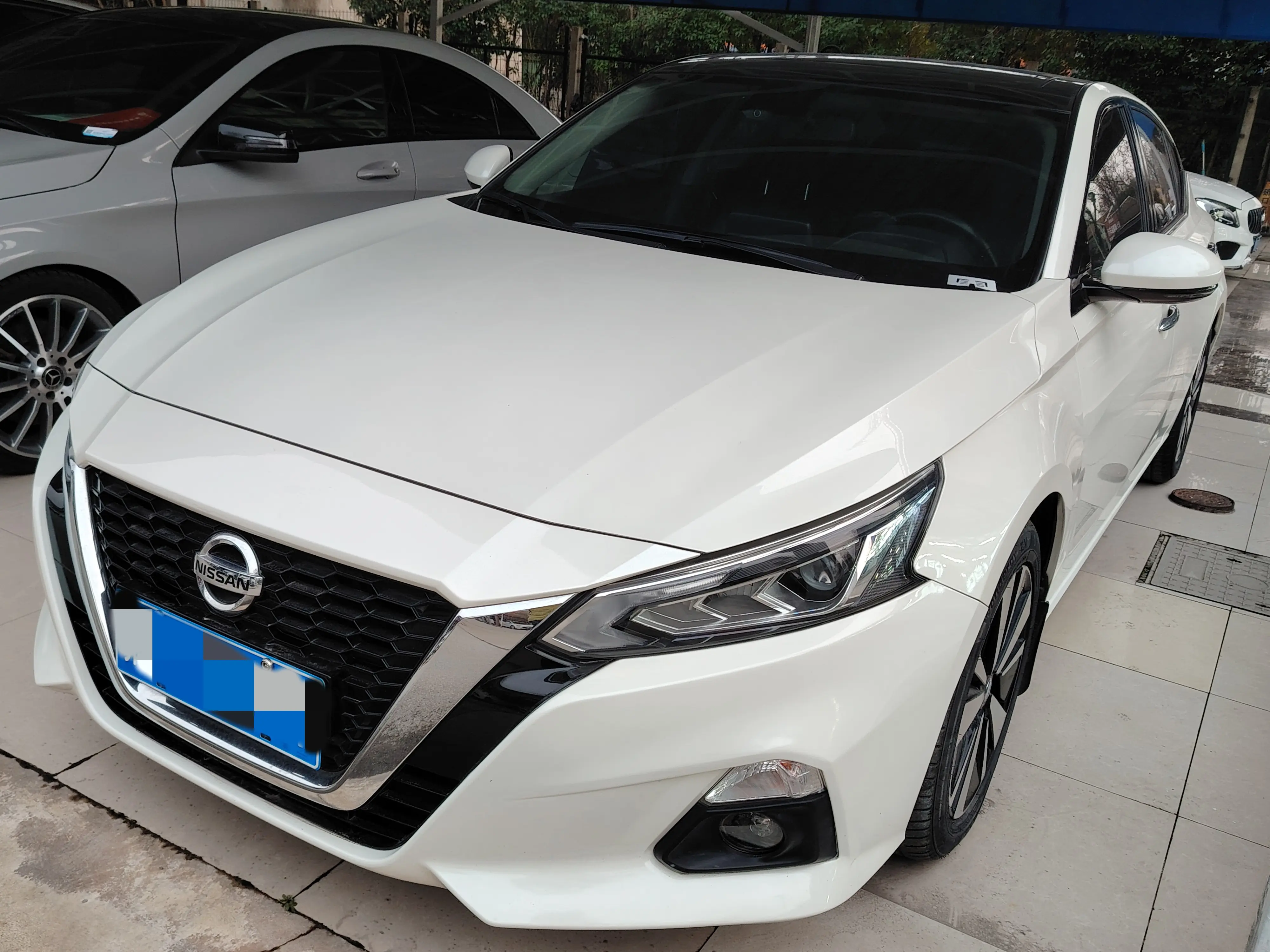Nissan Altima