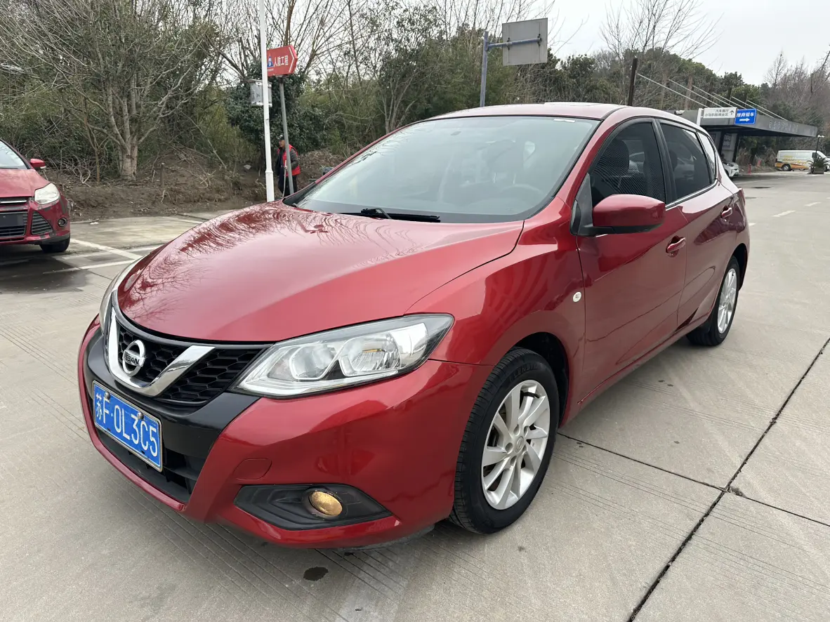 Nissan Tiida  из Китая