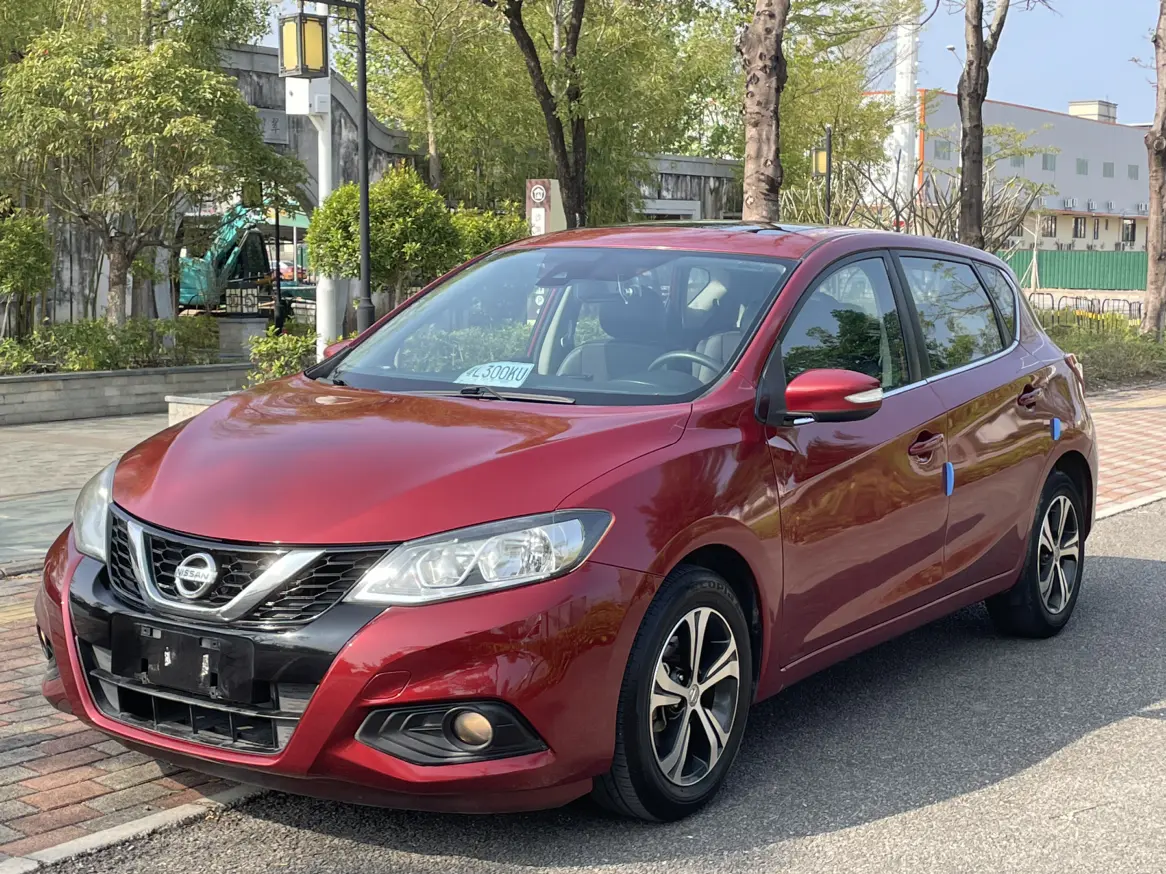 Nissan Tiida  из Китая