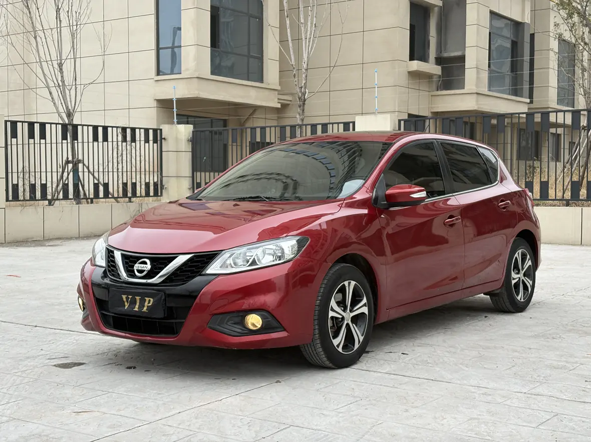 Nissan Tiida  из Китая