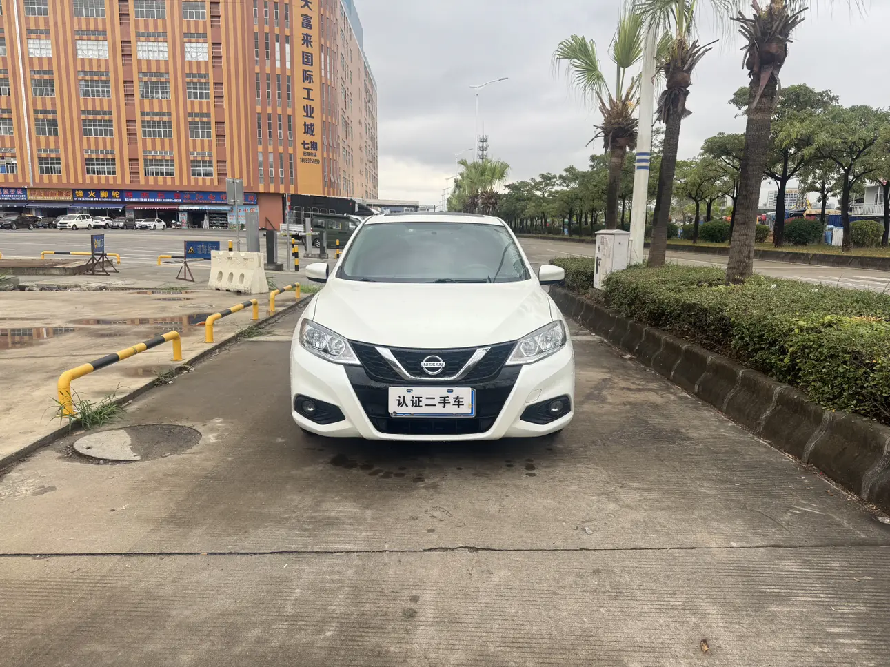 Nissan Tiida  из Китая