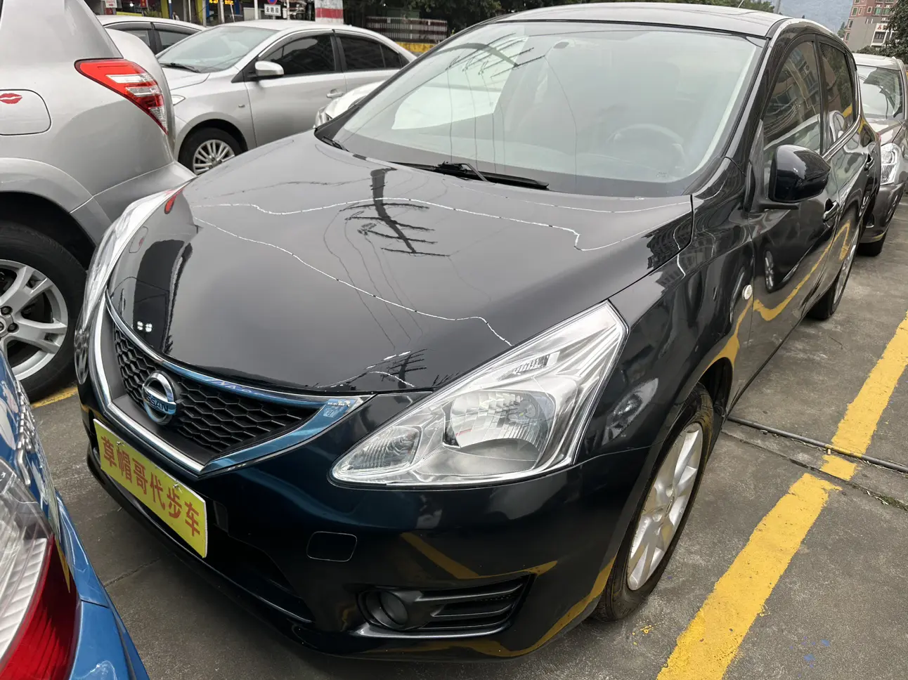 Nissan Tiida  из Китая