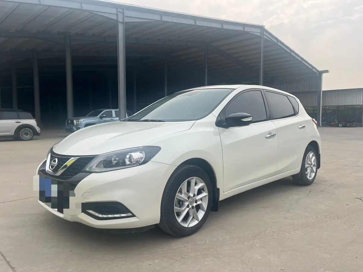 Nissan Tiida  из Китая