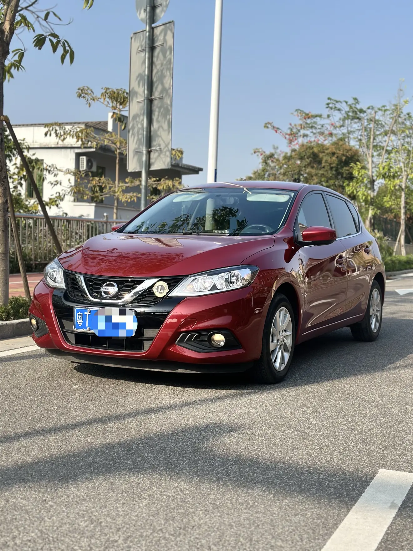 Nissan Tiida  из Китая