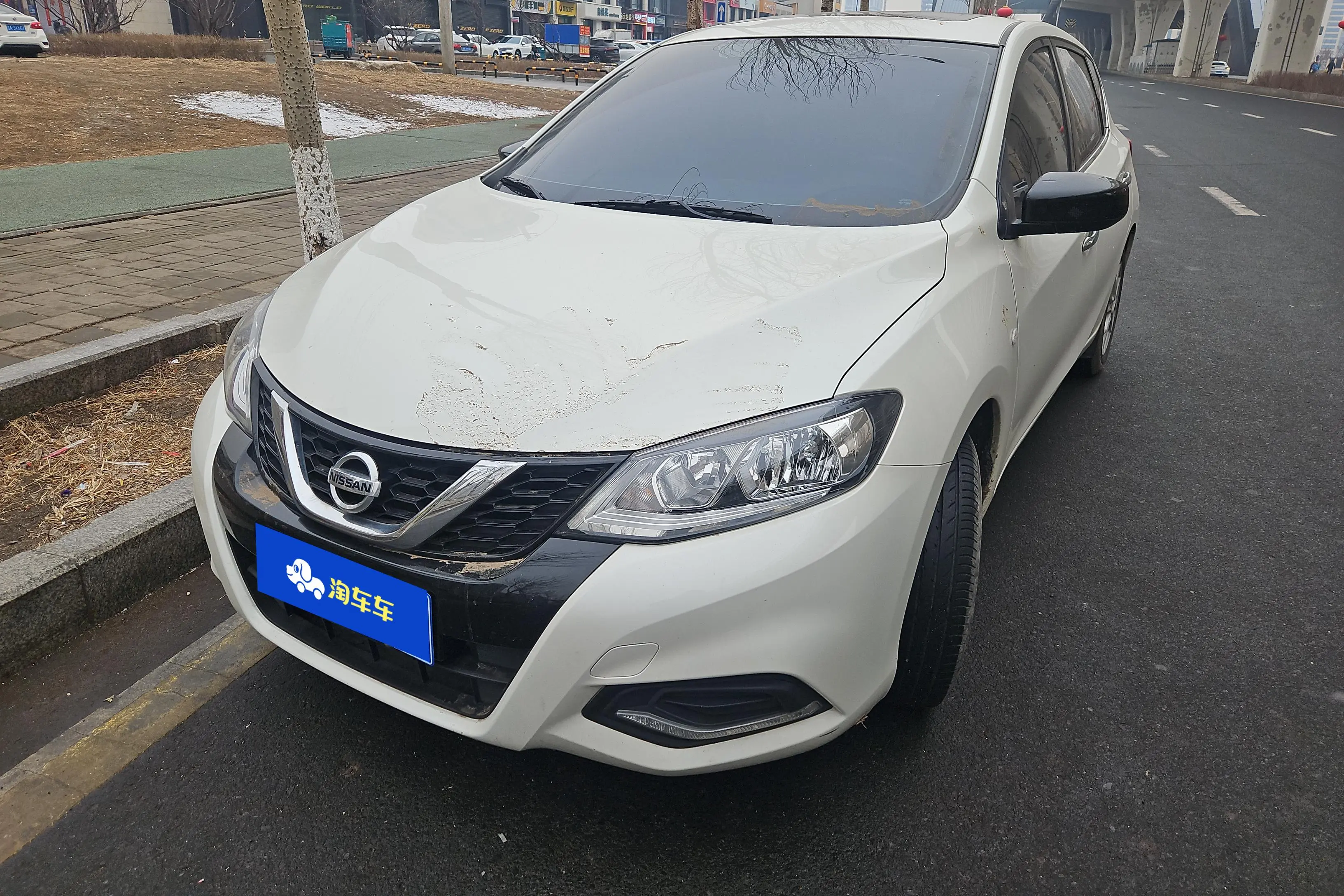 Nissan Tiida  из Китая