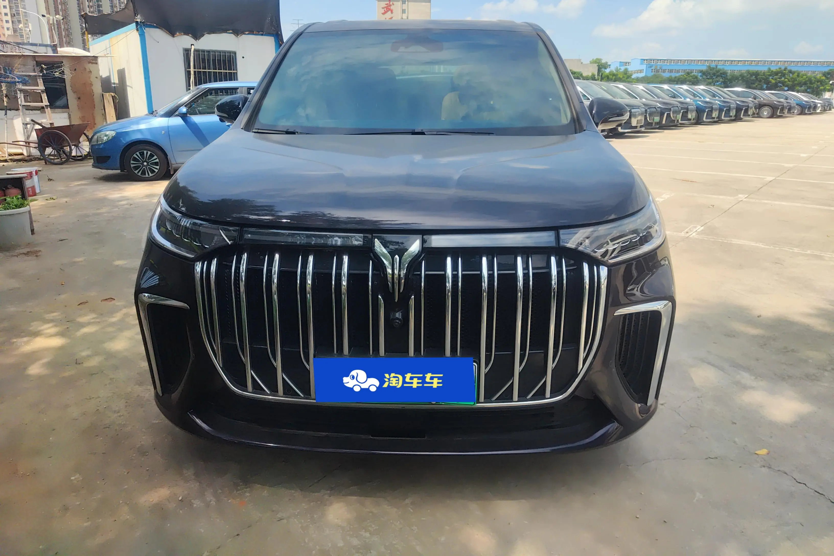 Voyah Lantu Dreamer PHEV  из Китая