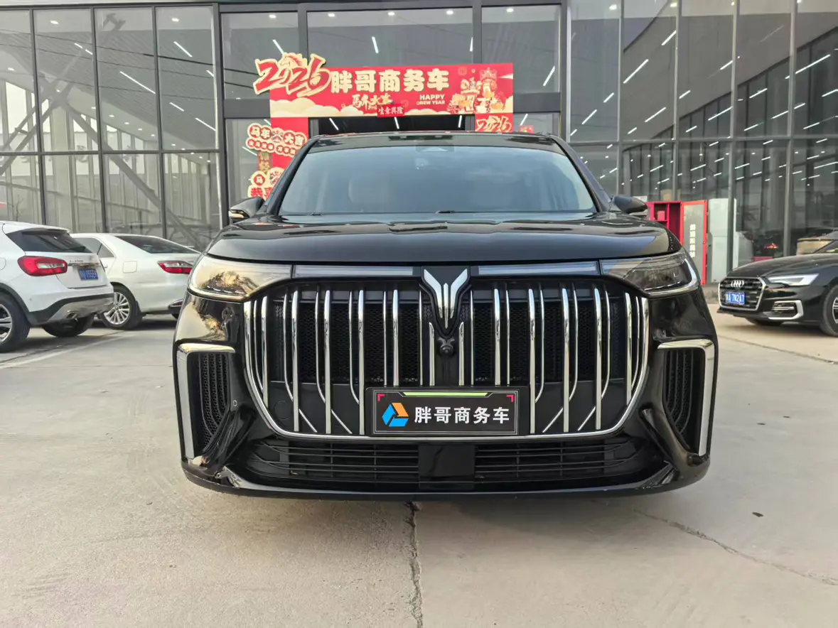 Voyah Lantu Dreamer PHEV  из Китая