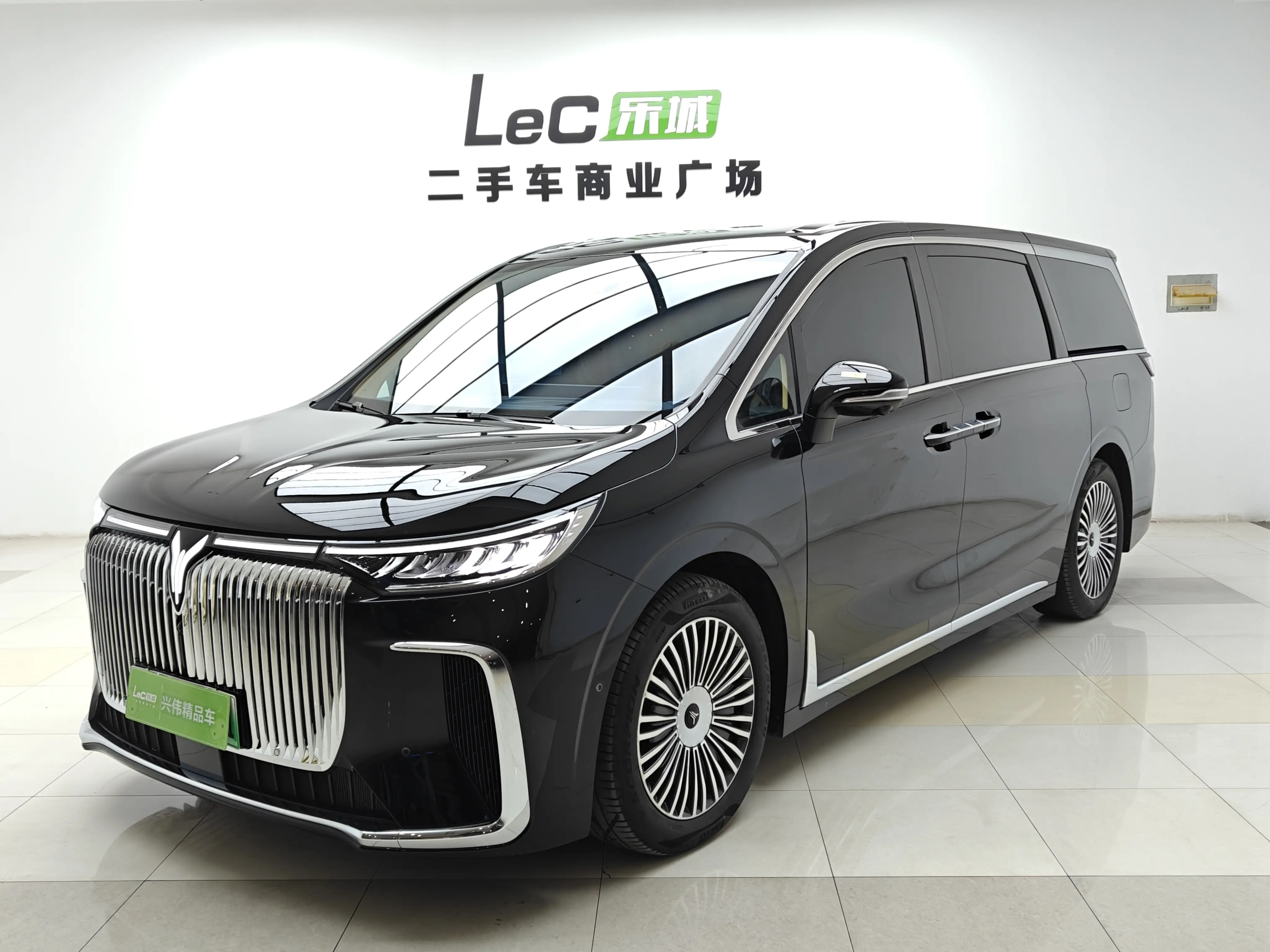 Voyah Lantu Dreamer PHEV  из Китая