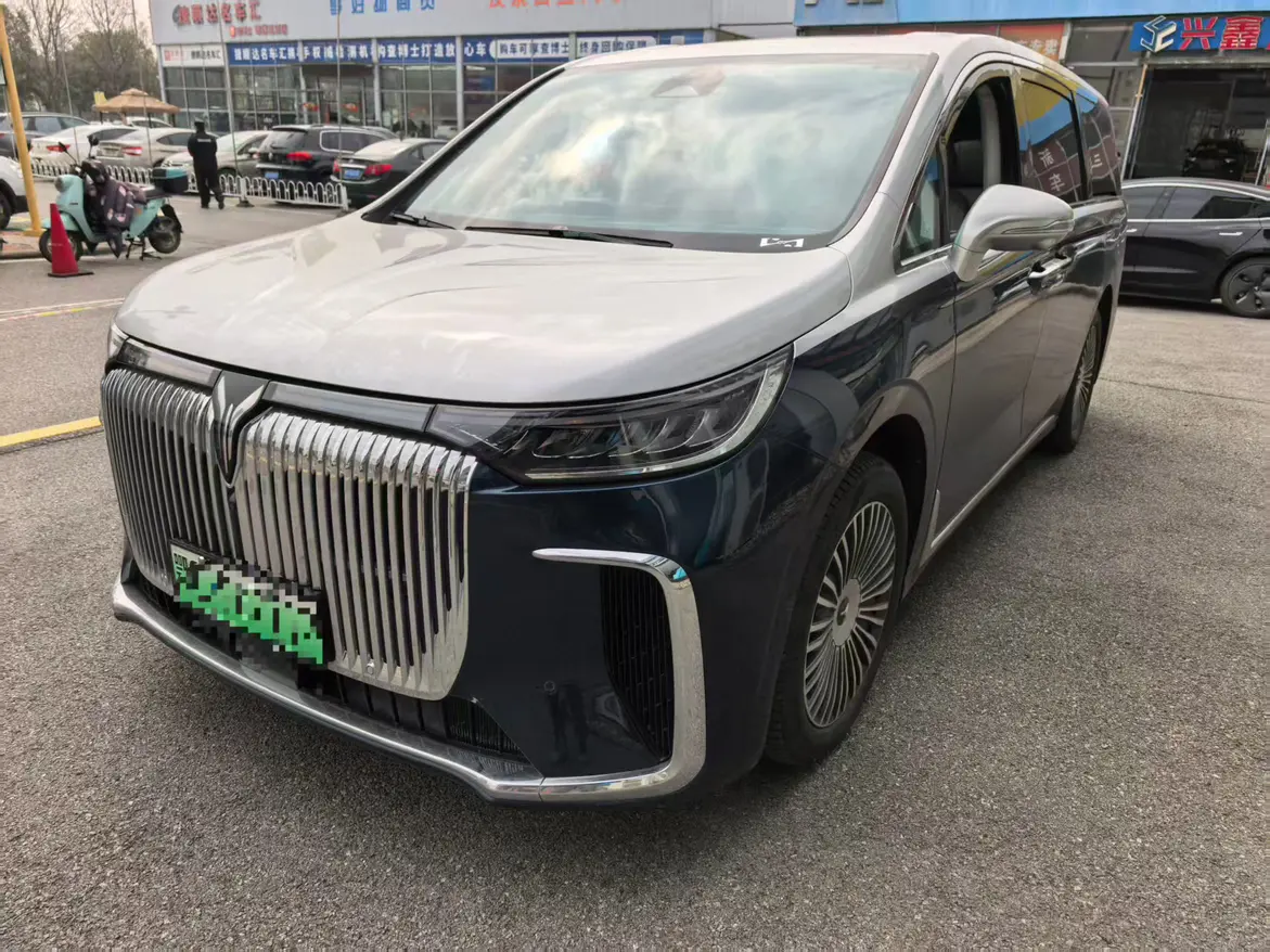 Voyah Lantu Dreamer PHEV  из Китая