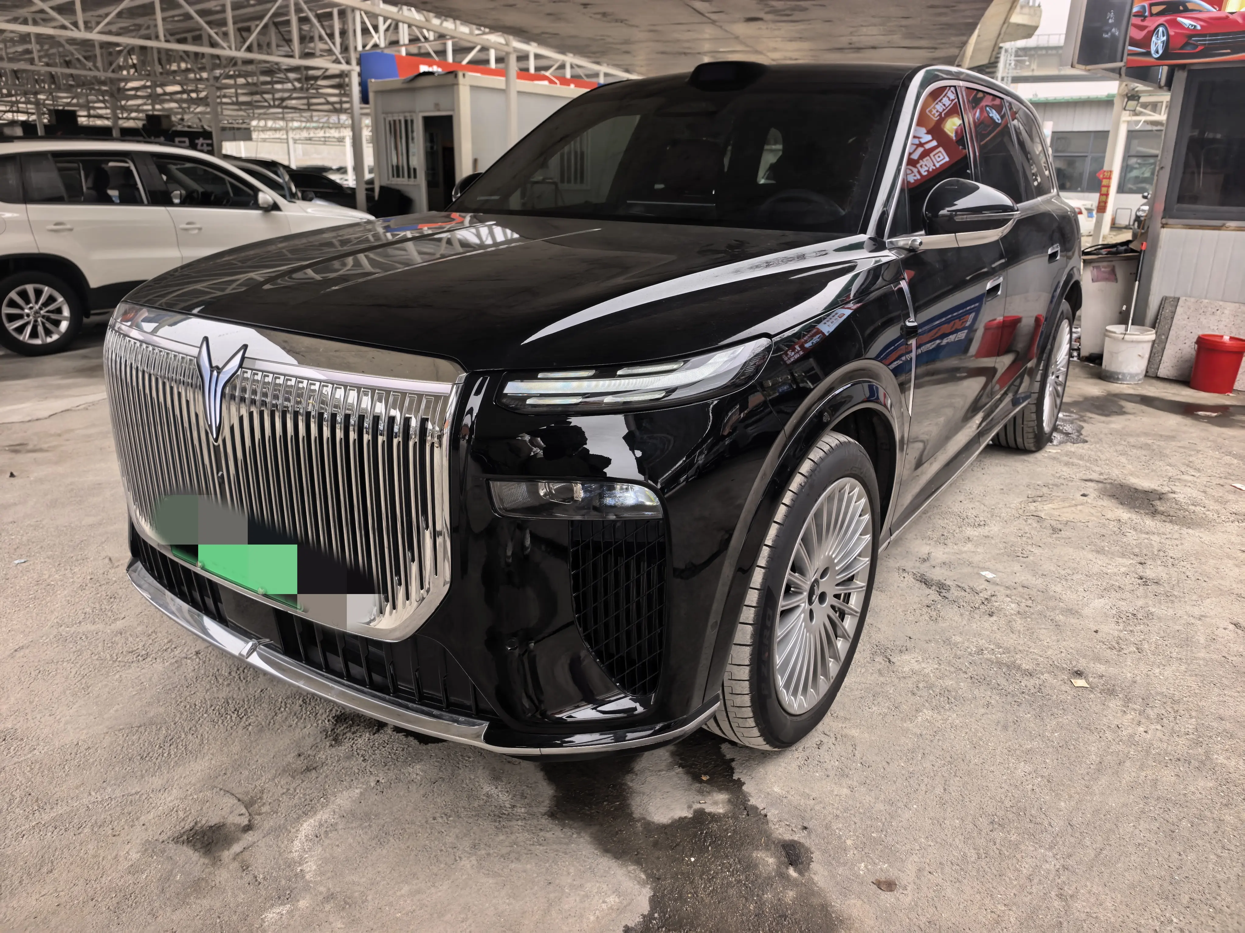 Voyah Lantu Taishan  из Китая