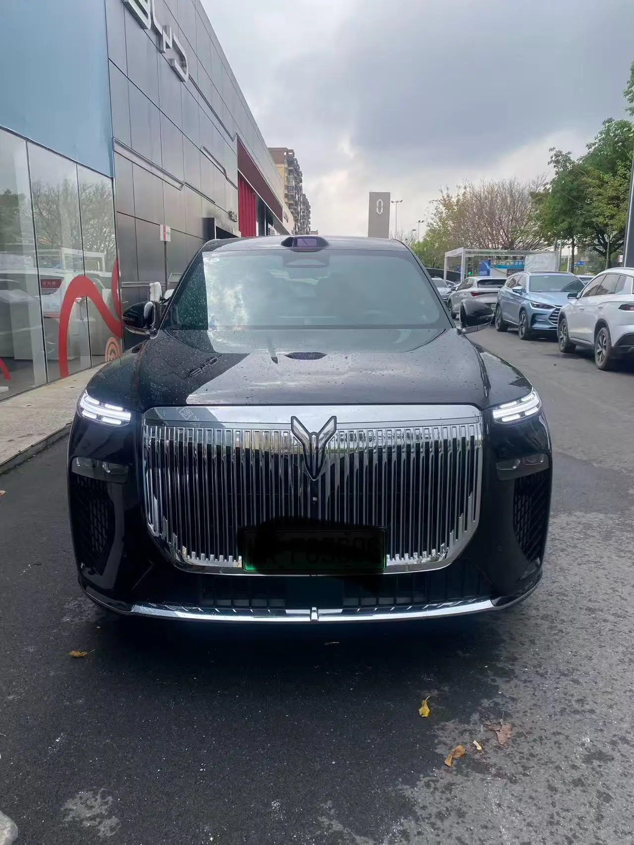 Voyah Lantu Taishan  из Китая