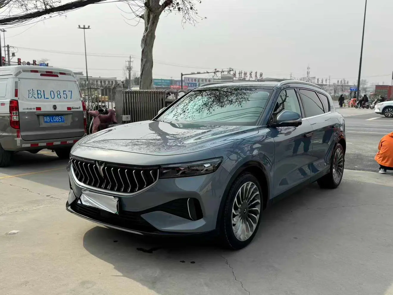 Voyah Lantu FREE  из Китая