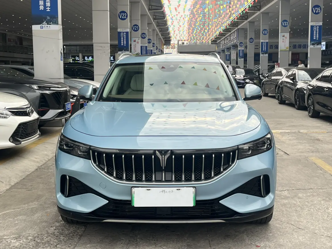 Voyah Lantu FREE  из Китая