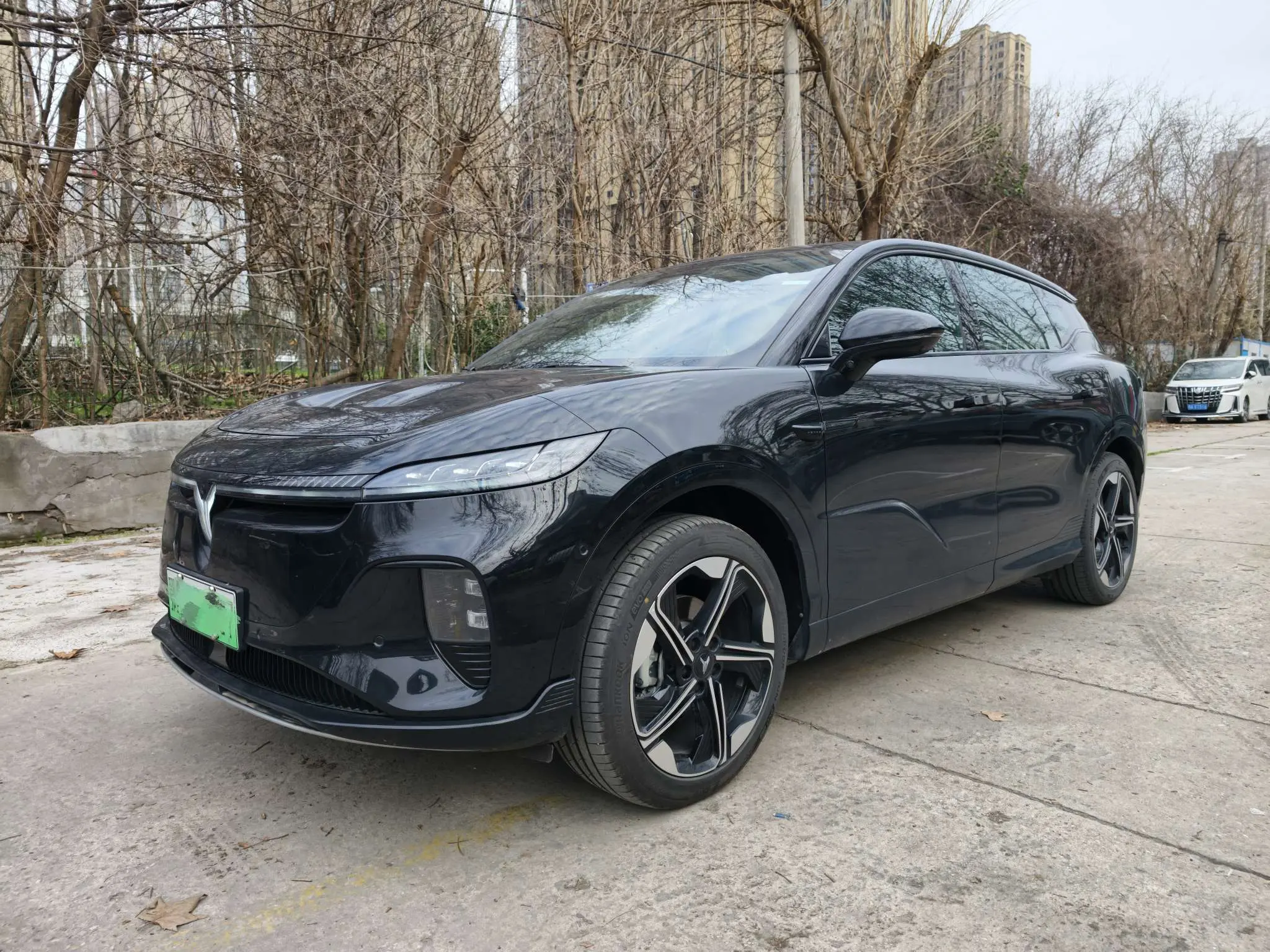 Voyah Courage  из Китая