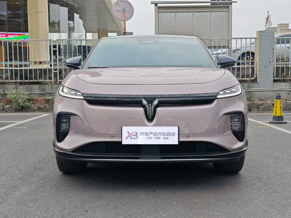 Voyah Courage  из Китая